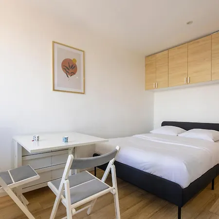 Wilseize By Max, Bright, Renovated Studio, 1 Min Station *