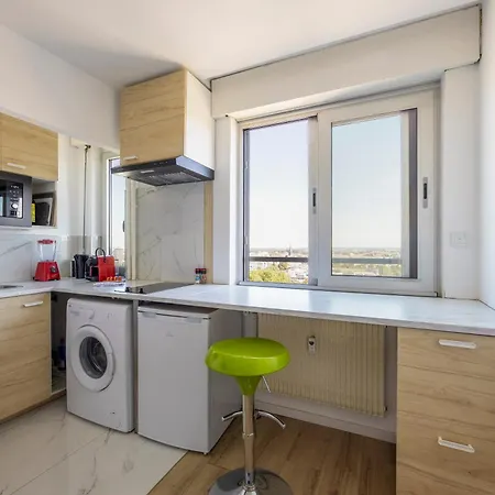 Wilseize By Max, Bright, Renovated Studio, 1 Min Station