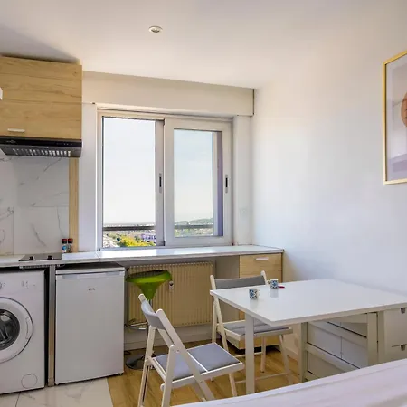 公寓 Wilseize By Max, Bright, Renovated Studio, 1 Min Station *