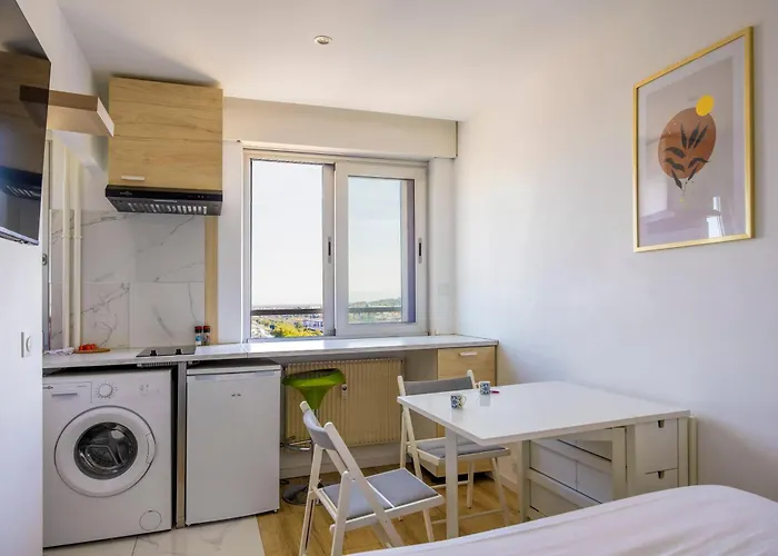 公寓 Wilseize By Max, Bright, Renovated Studio, 1 Min Station *